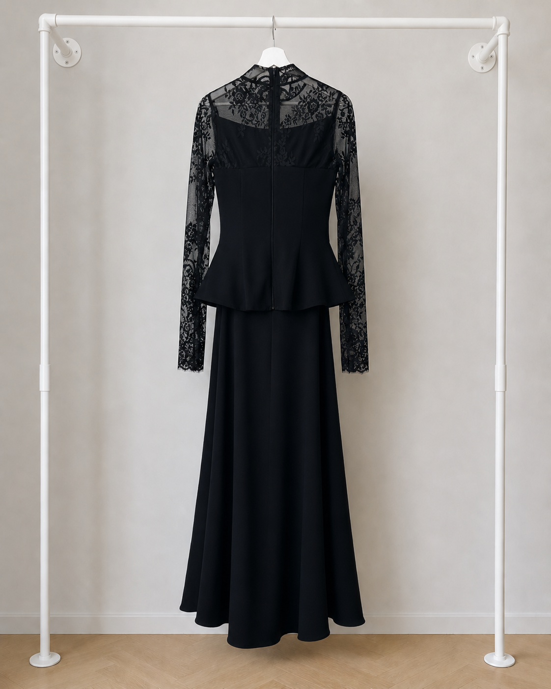Alara - Lange Avondjurk - Zwart | High Neck