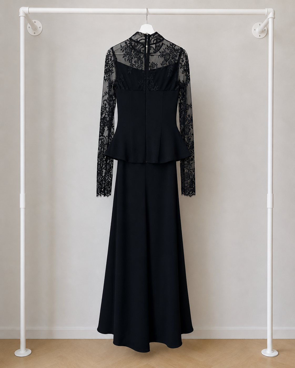 Alara - Lange Avondjurk - Zwart | High Neck