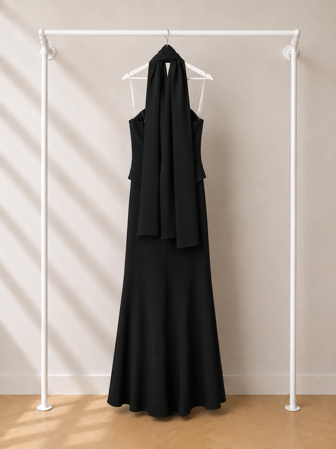 Atsu - Lange Avondjurk - Zwart | High Neck met sjaal