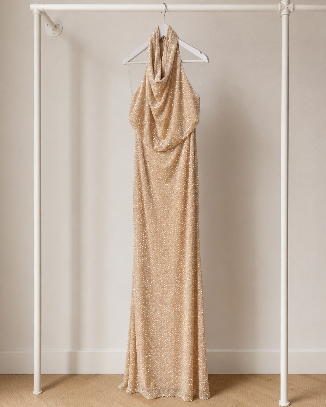 Ceylin  - Lange Avondjurk - Champagne | High Neck
