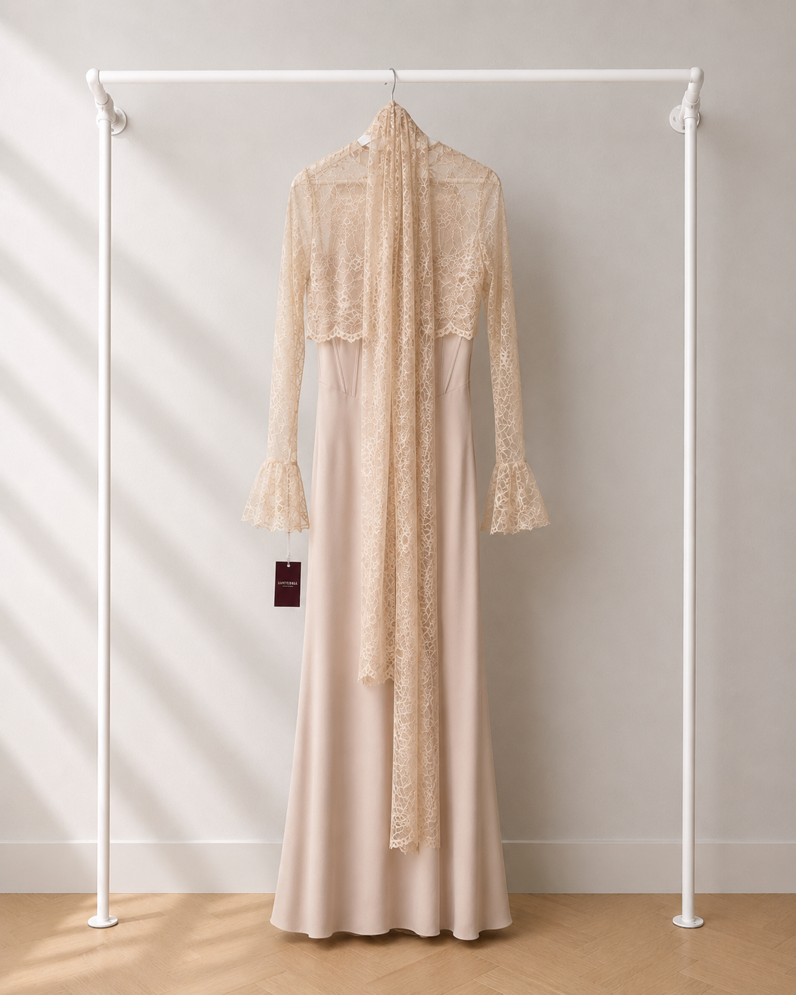 Leylin - Lange Jurk - Champagne | Kanten Detail