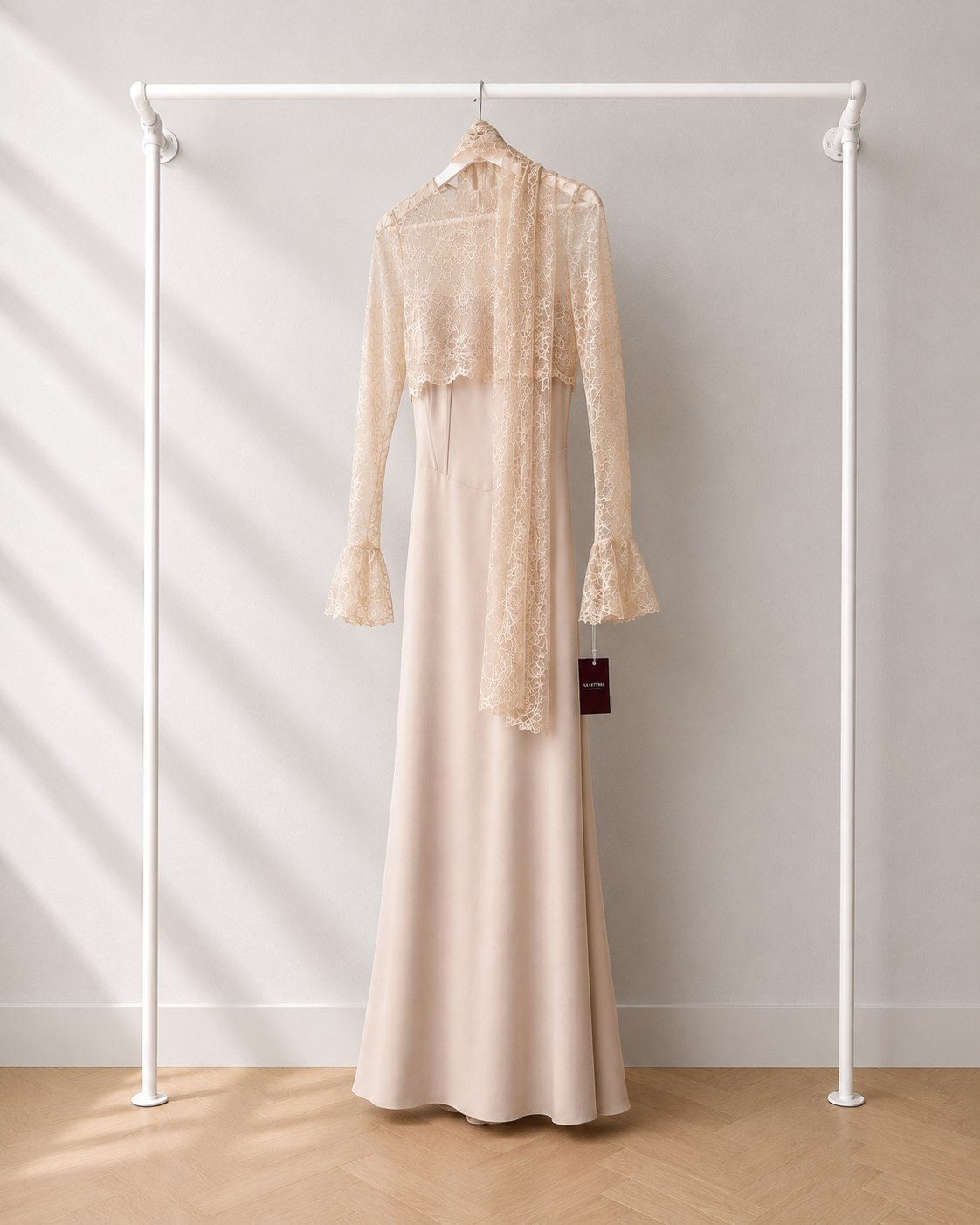 Leylin - Lange Jurk - Champagne | Kanten Detail